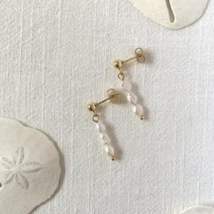 Simple Pearl Earrings