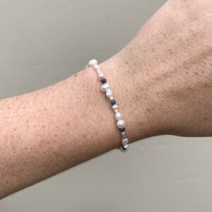 Mixed pearl and Lapis Lazuli bracelet