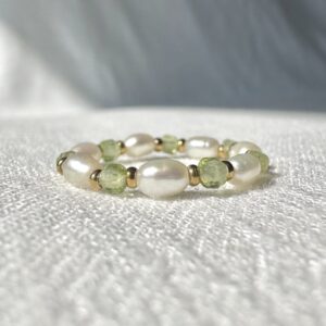 Green Pastures - elasticated ring